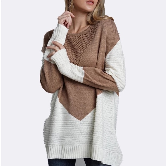 GRACEY’S // Color Block Oversized Pullover Sweater - Picture 3 of 8